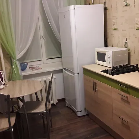 On Romanovskaya Slabada 10 Apartment *